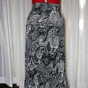 Maxi skirt size M